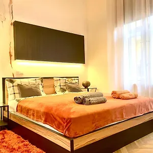Orange Pearl 3 Next To Danube Apartment Budapest