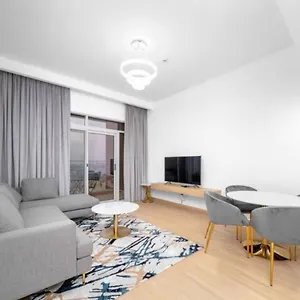 151 Jumeirah Gardens Apartment