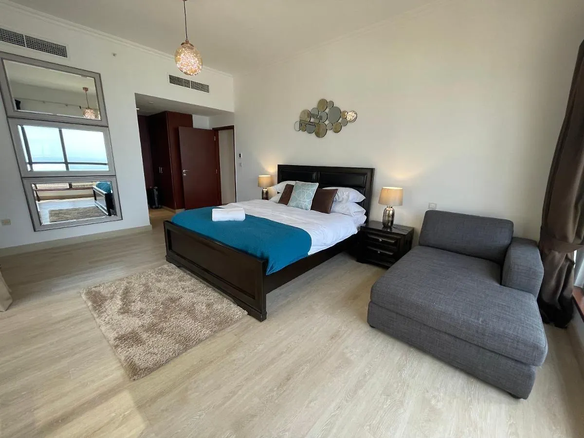 Luxury Apartment Jumeirah Sea View Dubai United Arab Emirates